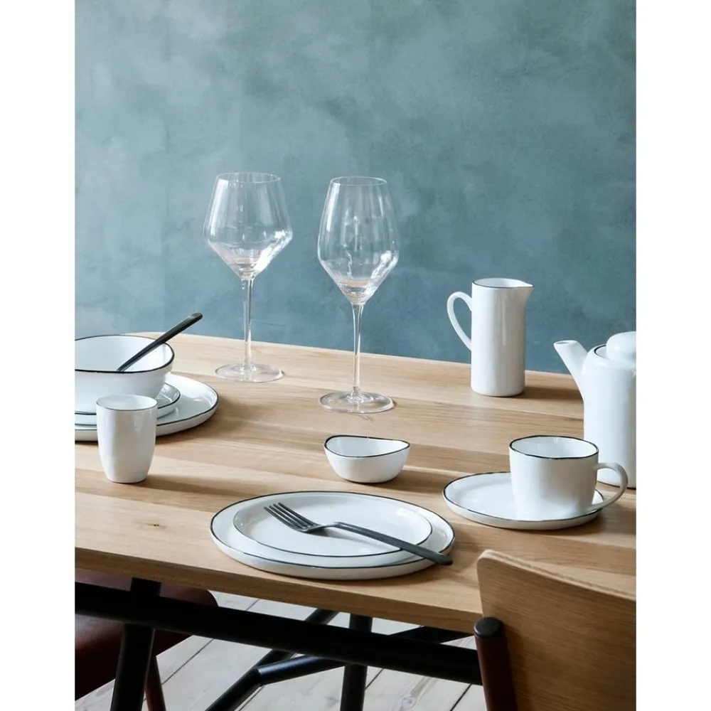 Broste Copenhagen Kolekcje Naczyń>Komplet Recznie Wykonanych Naczyń Sniadaniowych Z Porcelany Salt, Dla 4 Osob (16 Elem.)