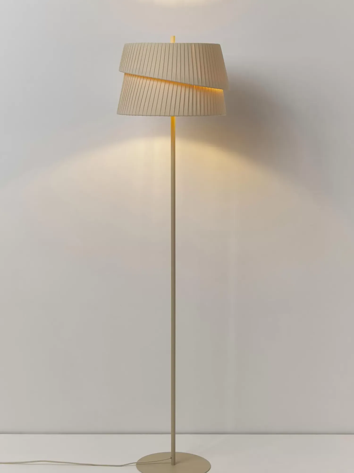 Store Lampa Podlogowa Nyla Lampy Do Czytania
