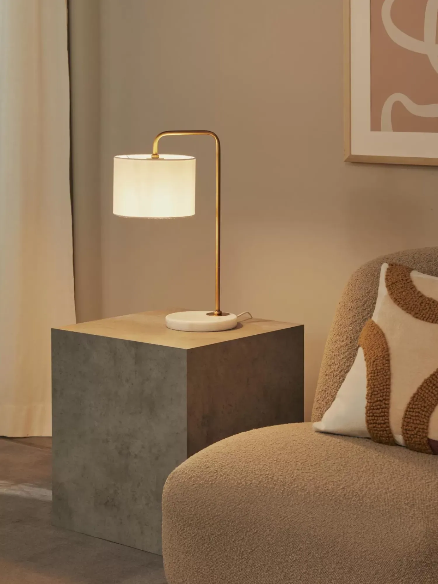 Outlet Lampa Stołowa Z Marmurowa Podstawa Montreal Lampki Nocne