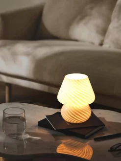 Shop Lampa Stołowa Ze Szkla Opalowego Lareina Lampki Nocne