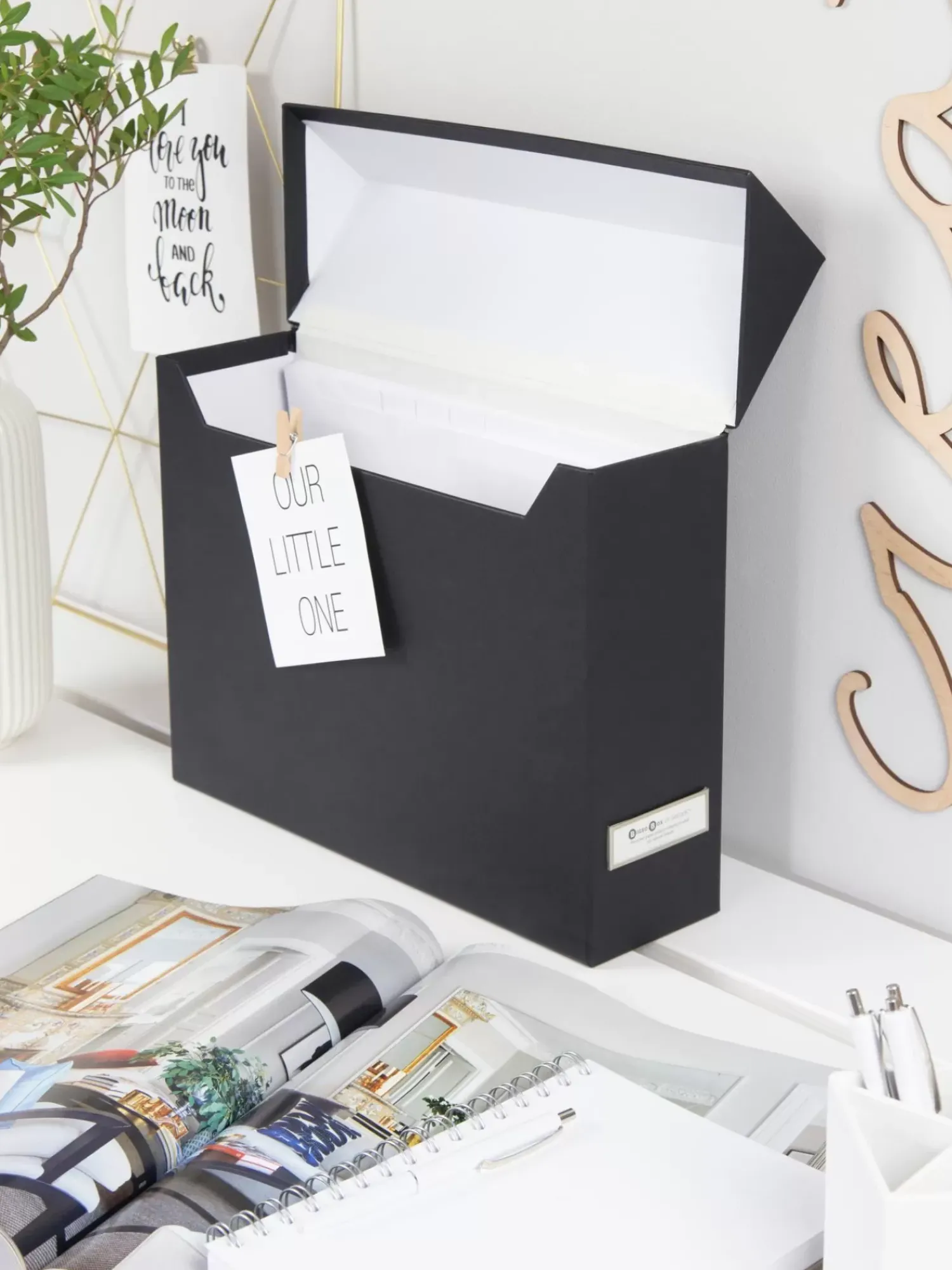 Fashion Organizer Na Dokumenty Lovisa Akcesoria Biurowe