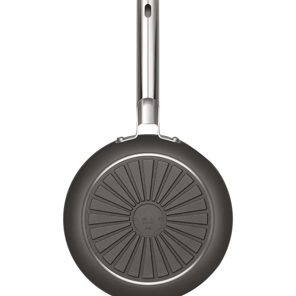 Smeg Patelnie>Patelnia Z Powloka Zapobiegajaca Przywierania 50'S Style