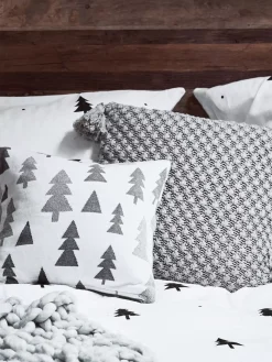 Store Poszewka Na Poduszke Z Dzianiny Z Chwostami Astrid Poduszki Dekoracyjne