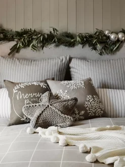 Discount Poszewka Na Poduszke Z Haftem Snowflake Poduszki Dekoracyjne